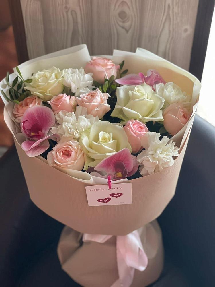 Букет цветов из: Орхидеи, Розы и Гвоздики в Володино