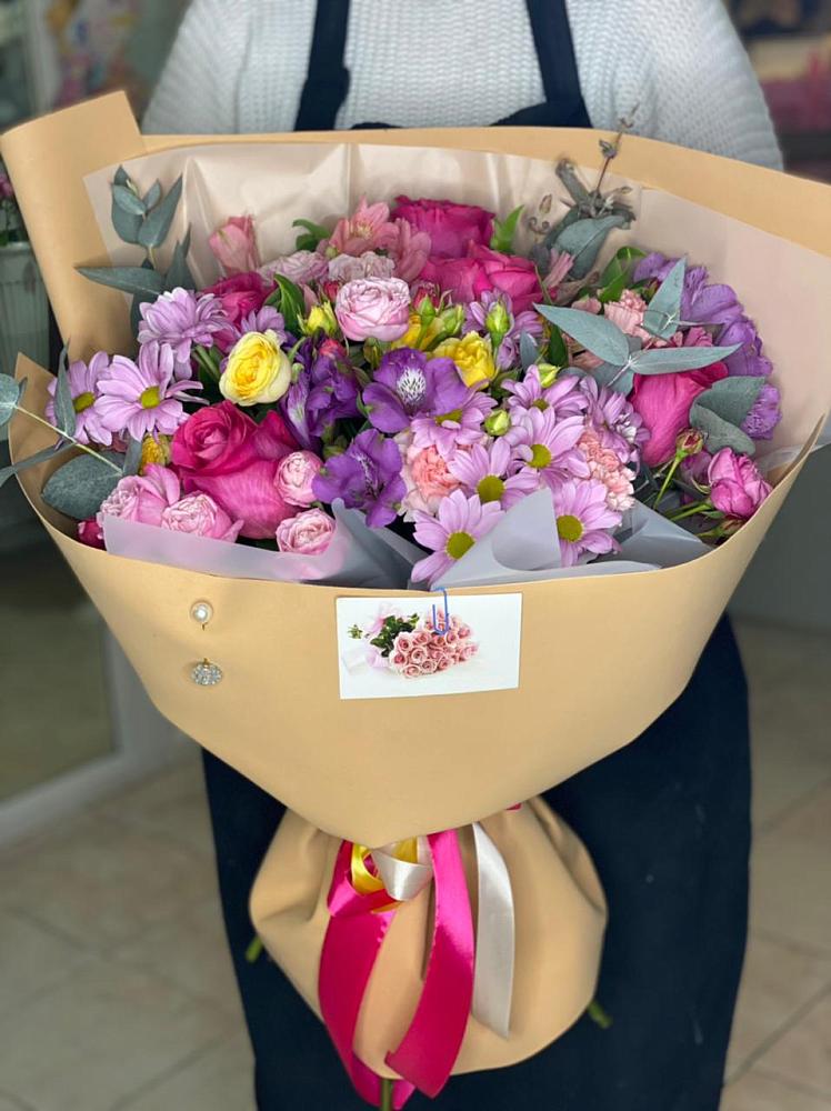 Букет цветов из: Хризантемы, Гвоздики и Альстромерии в Володино