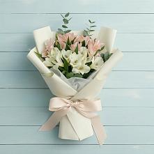 Букет цветов из:  Альстромерии в Володино