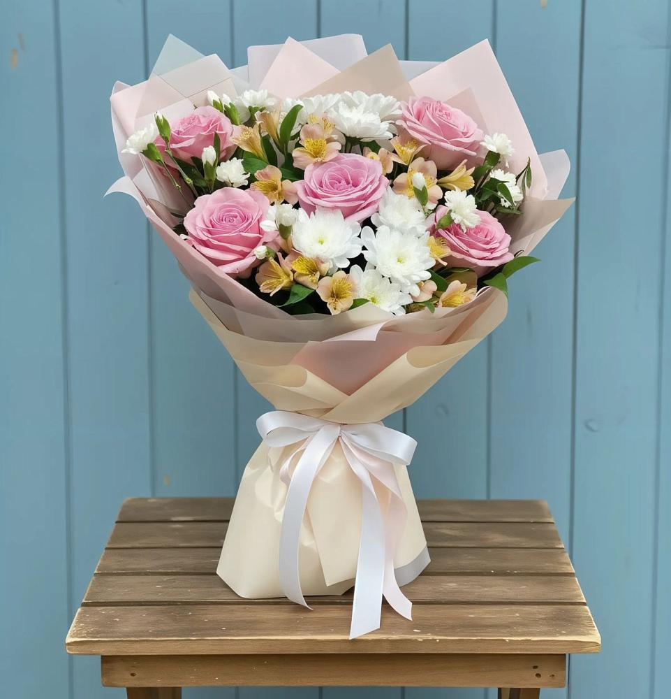 Букет цветов из: Гвоздики, Орхидеи и Розы в Володино